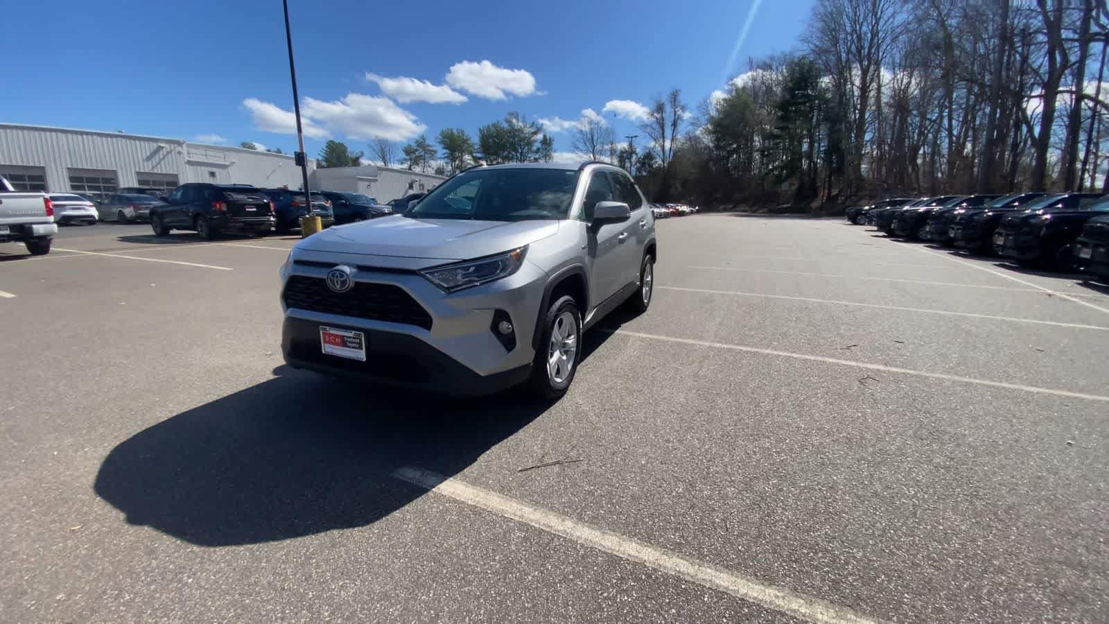 Thumbnail: 2021 Toyota RAV4 - 8