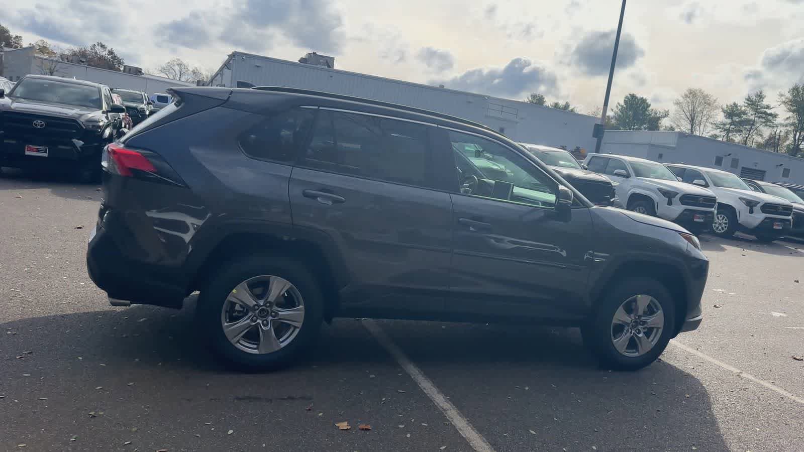 Thumbnail: 2025 Toyota RAV4 - 9