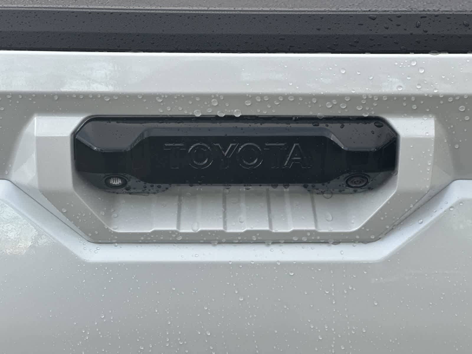 Thumbnail: 2026 Toyota Tundra - 18