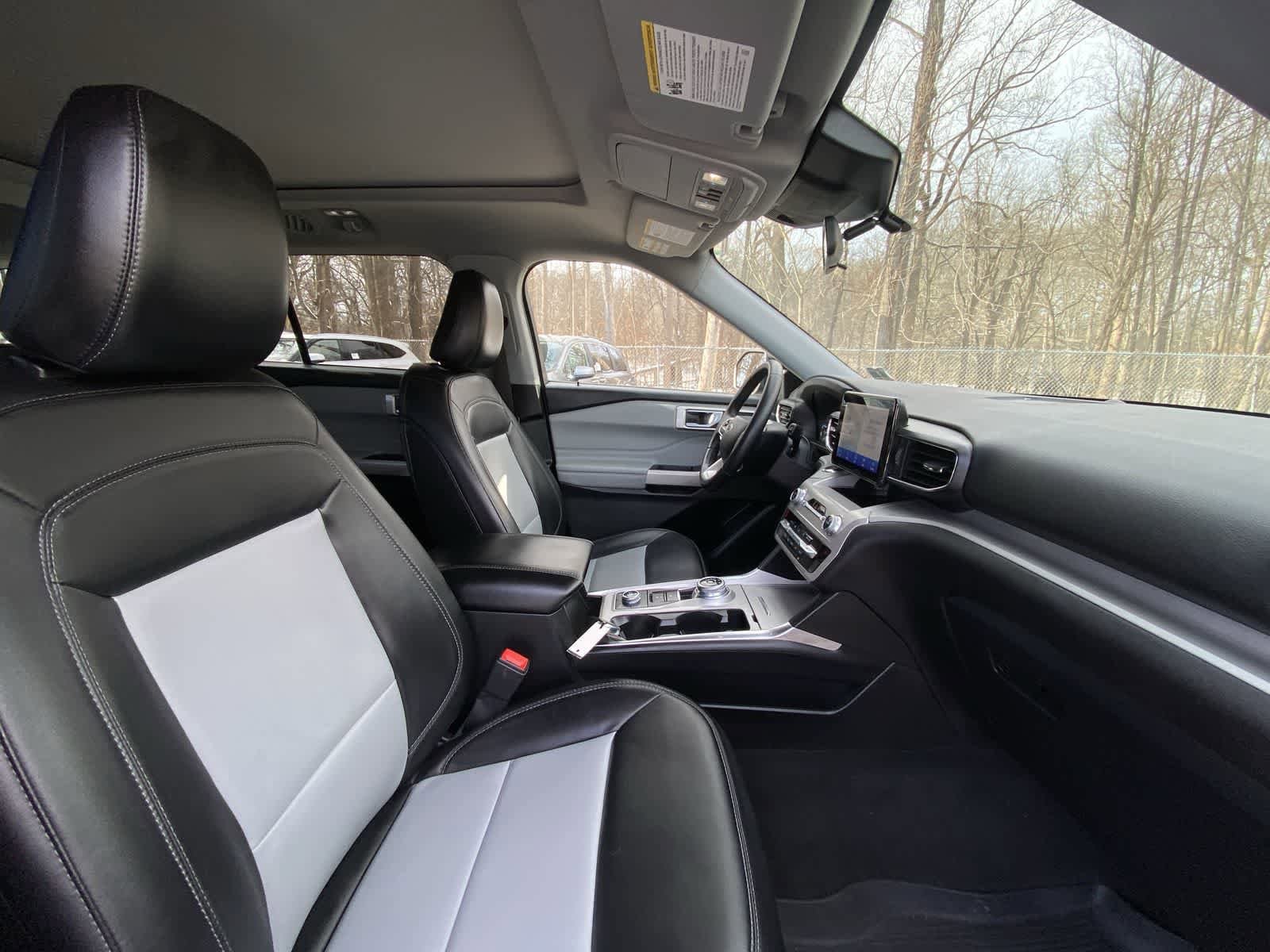 Thumbnail: 2023 Ford Explorer - 29