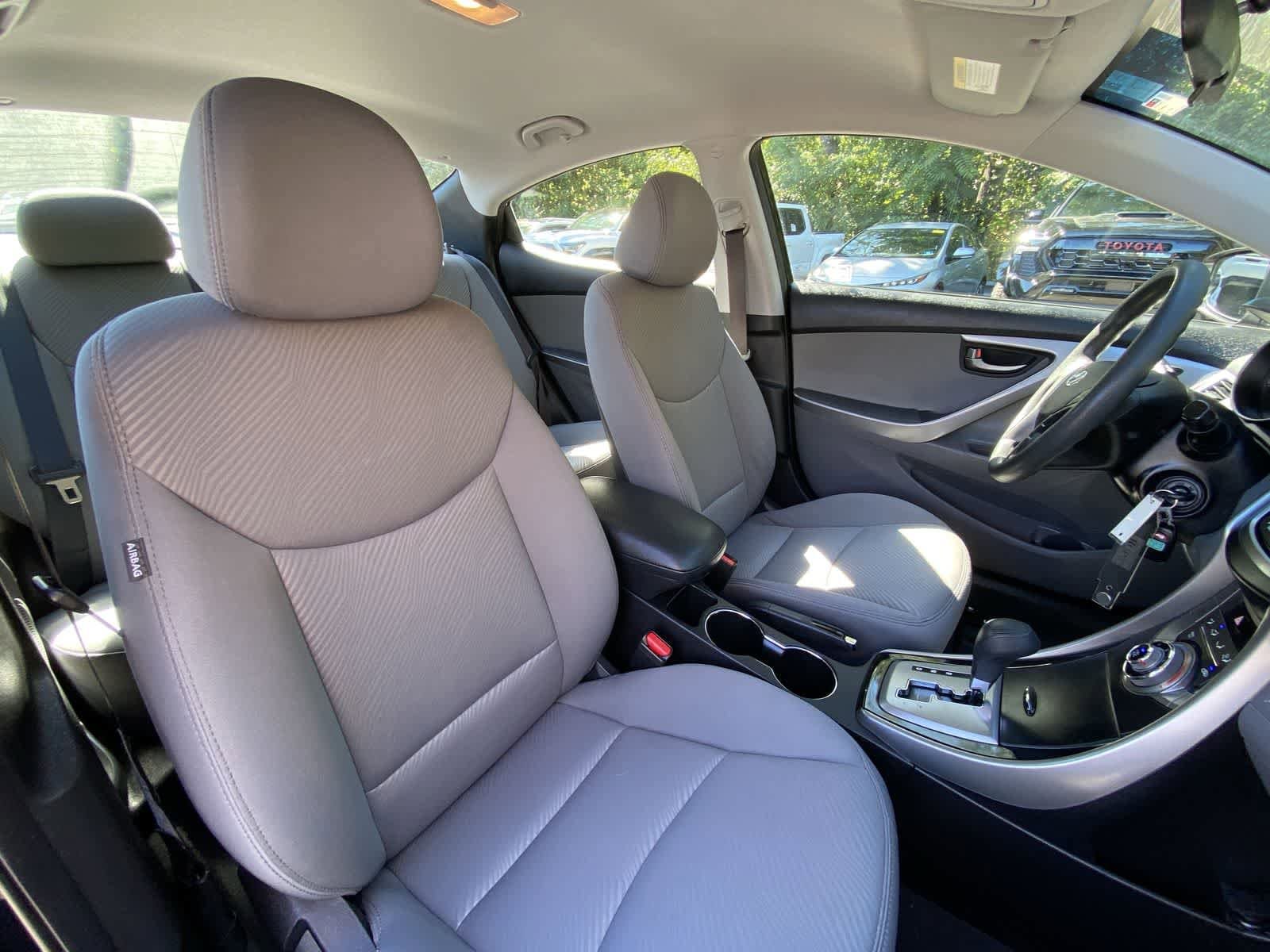 Thumbnail: 2013 Hyundai Elantra - 21