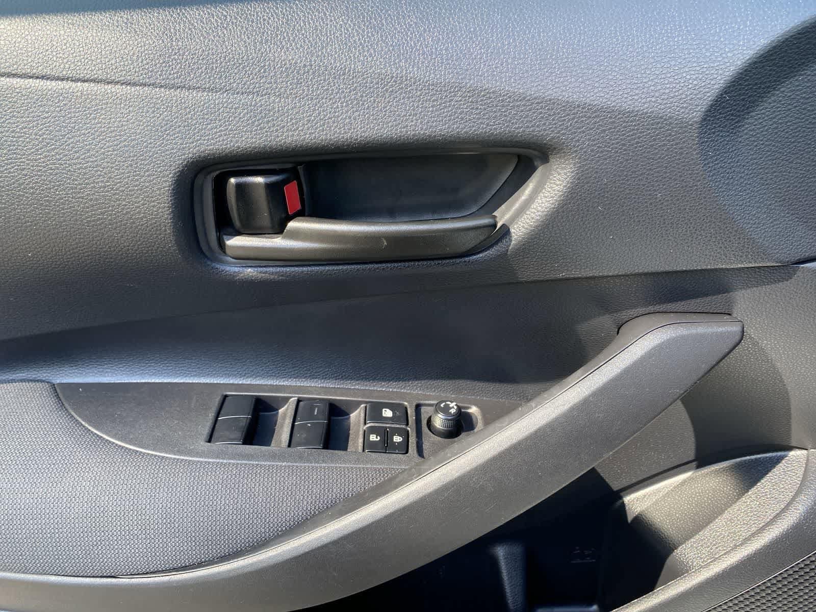 2024 Toyota Corolla LE - Photo 28