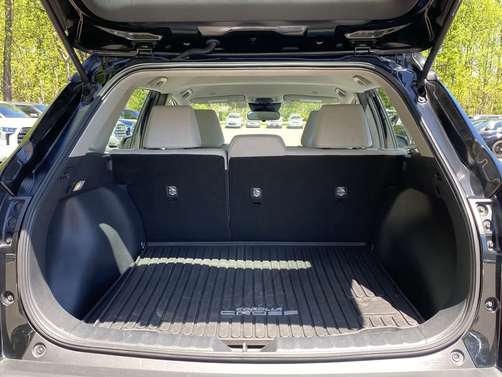 Thumbnail: 2023 Toyota Corolla Cross - 11