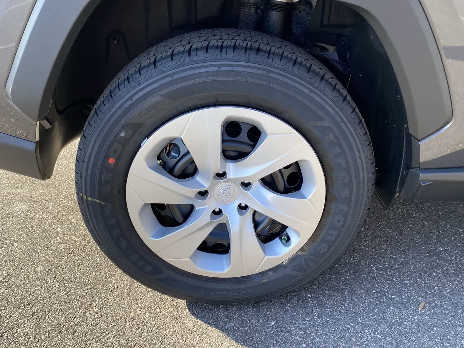 Thumbnail: 2025 Toyota RAV4 - 21