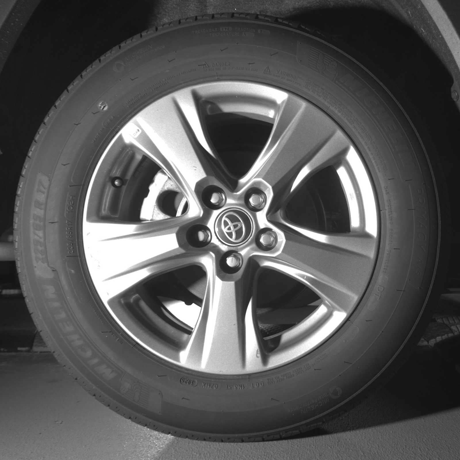 Thumbnail: 2025 Toyota RAV4 - 19