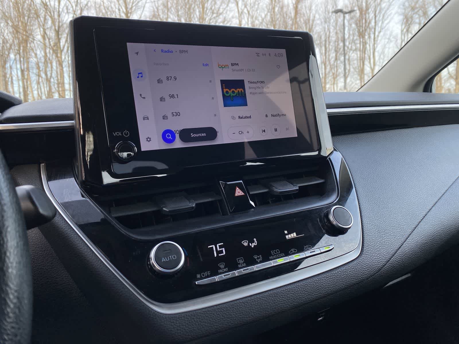 Thumbnail: 2024 Toyota Corolla - 26