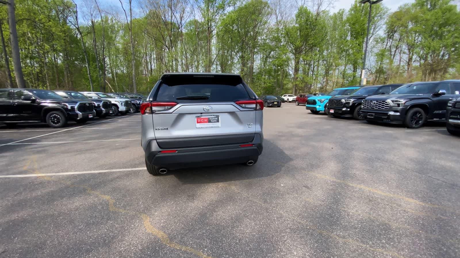 Thumbnail: 2025 Toyota RAV4 - 7