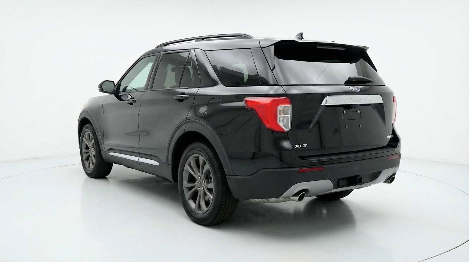 Thumbnail: 2023 Ford Explorer - 7