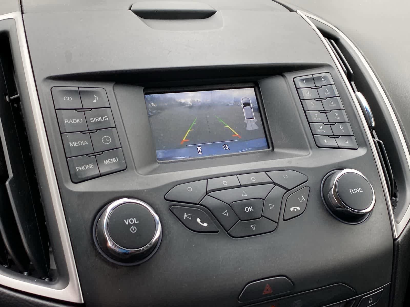 Thumbnail: 2018 Ford Edge - 32