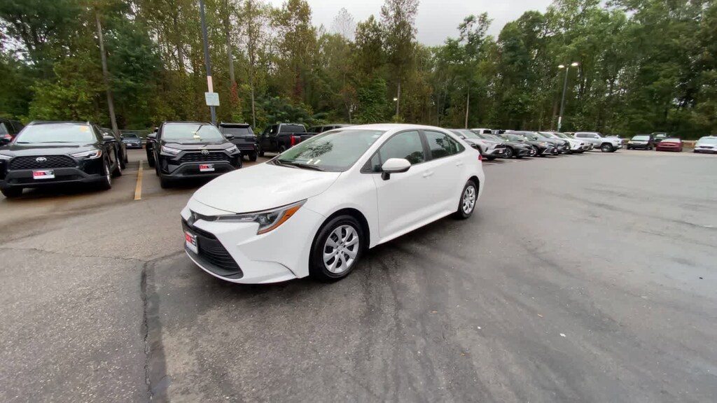 Used 2024 Toyota Corolla LE Sedan