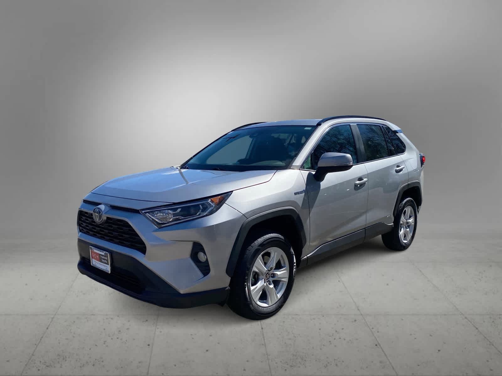 Thumbnail: 2021 Toyota RAV4 - 4