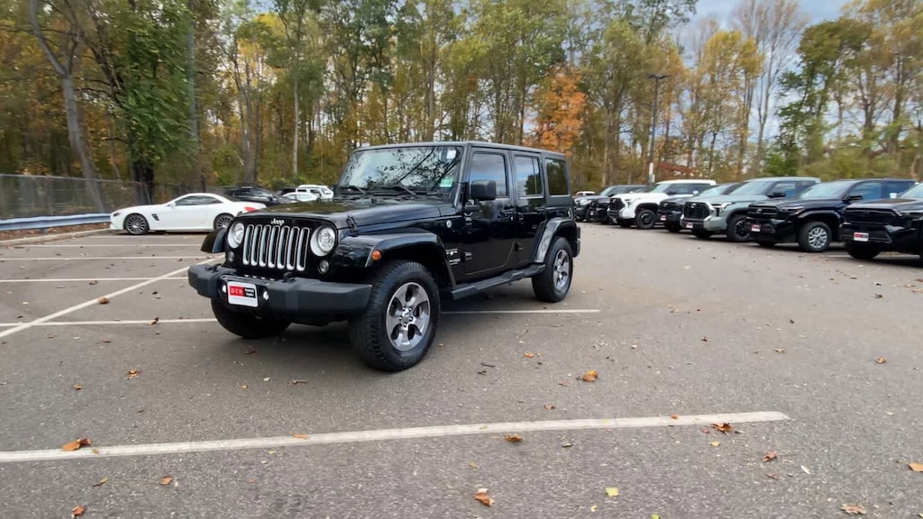 Used 2018 Jeep Wrangler JK Unlimited Sahara 4x4 SUV
