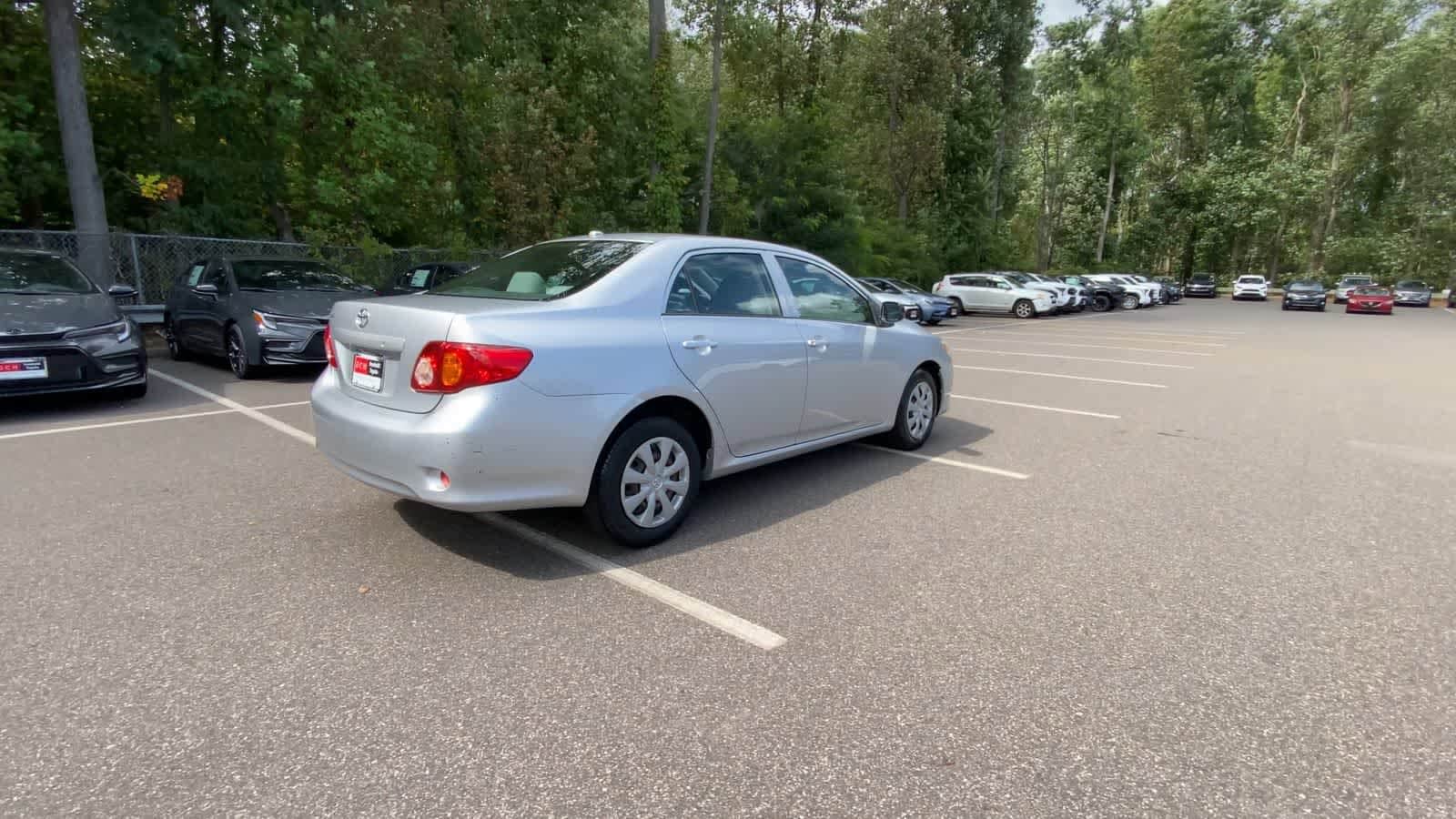 Thumbnail: 2009 Toyota Corolla - 8