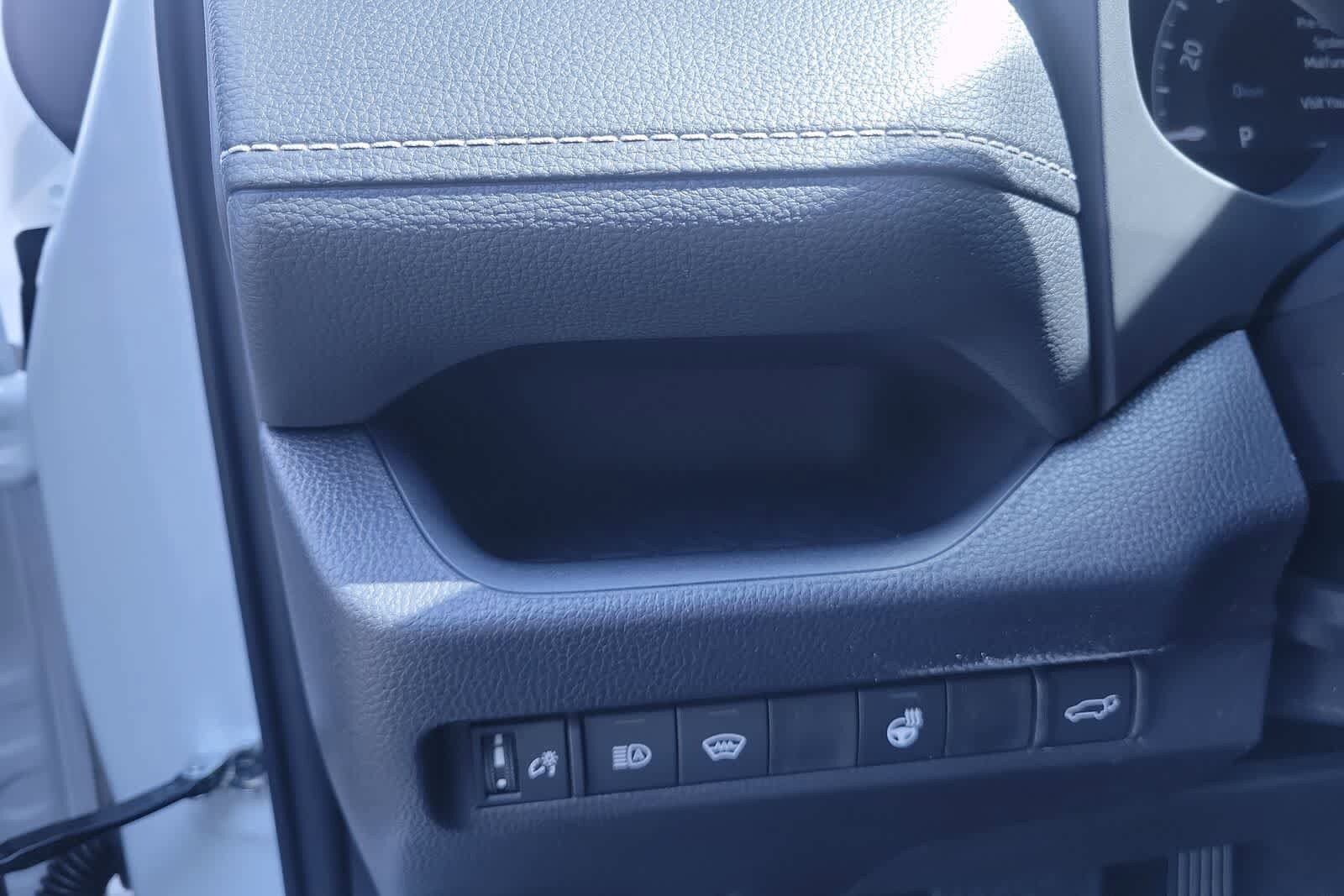 Thumbnail: 2025 Toyota RAV4 - 20