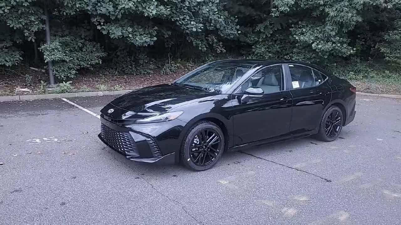 Thumbnail: 2025 Toyota Camry - 4