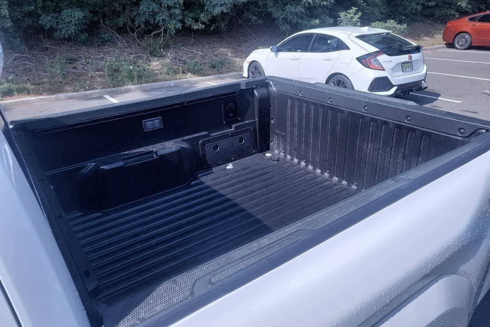Thumbnail: 2025 Toyota Tacoma - 15