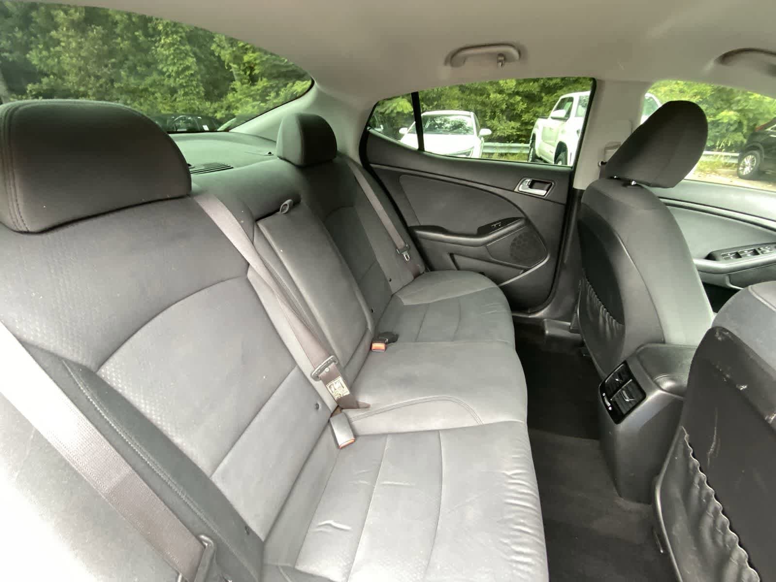 Thumbnail: 2015 Kia Optima - 23
