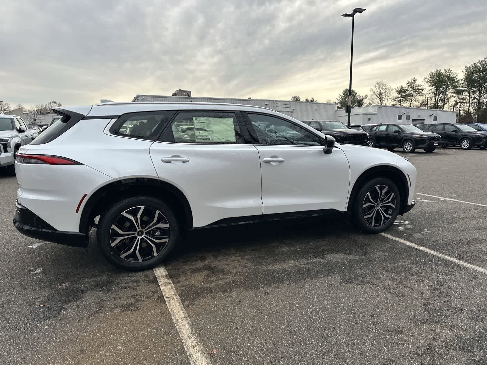 Thumbnail: 2025 Toyota Crown Signia - 10