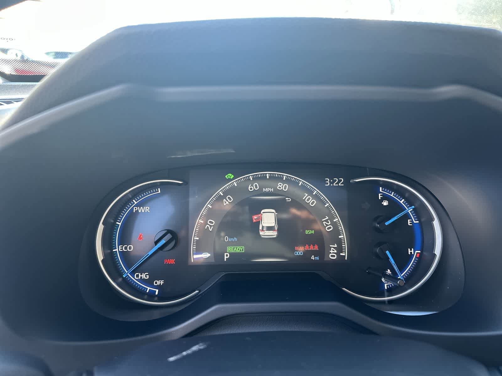 Thumbnail: 2025 Toyota RAV4 - 20