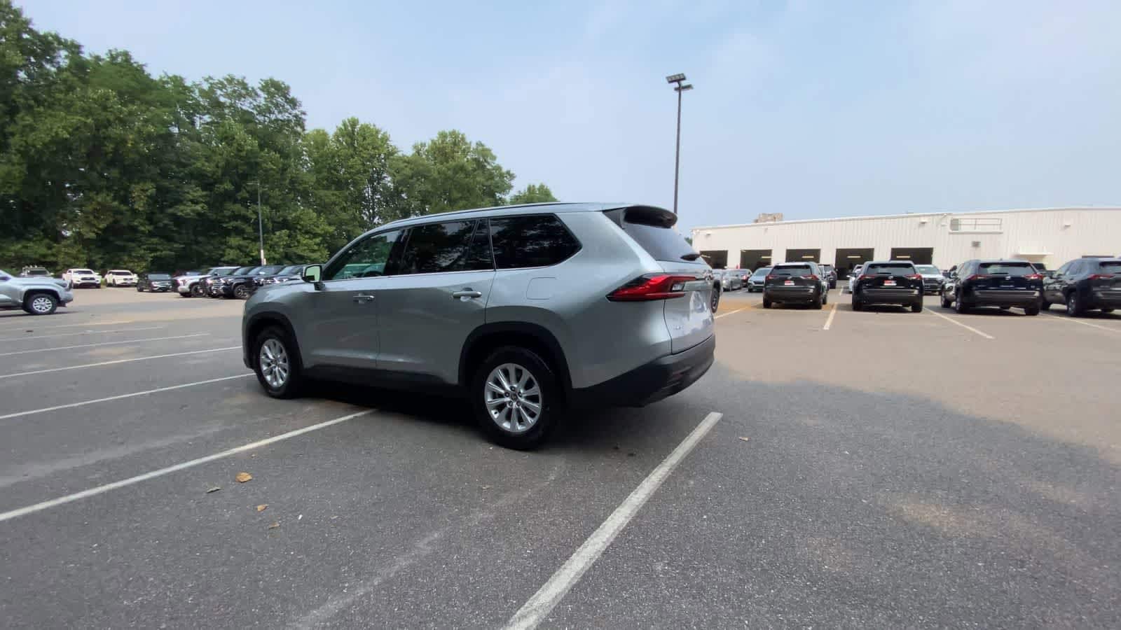 Thumbnail: 2024 Toyota Grand Highlander - 6