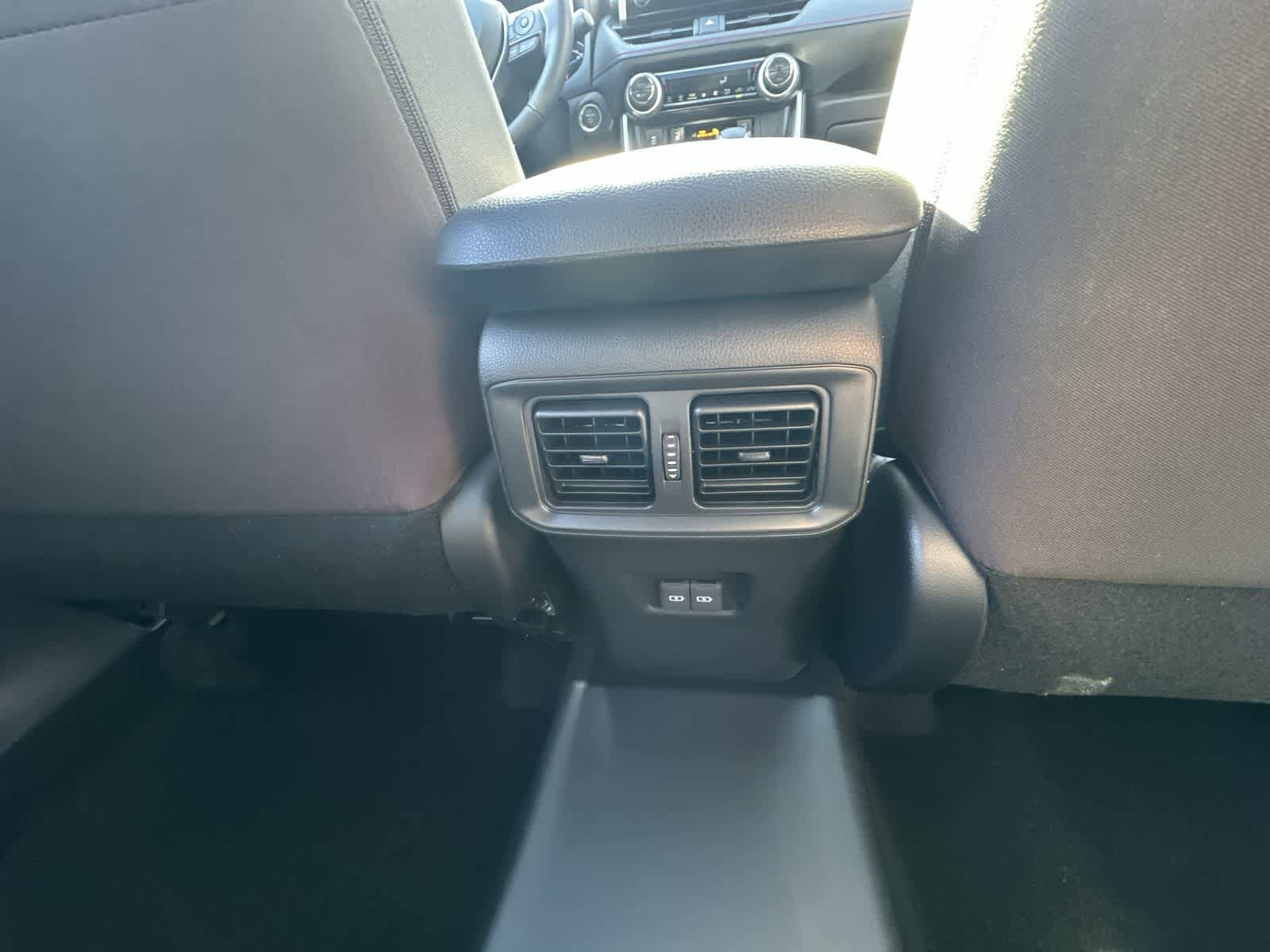 Thumbnail: 2025 Toyota RAV4 - 29