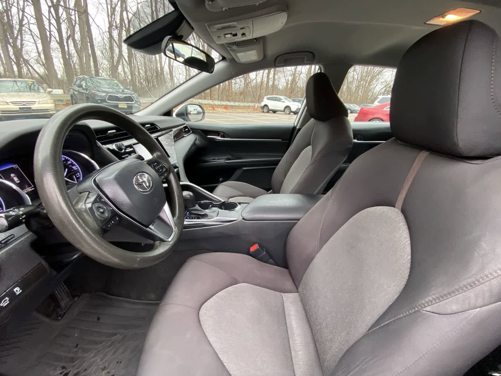 Thumbnail: 2020 Toyota Camry - 21