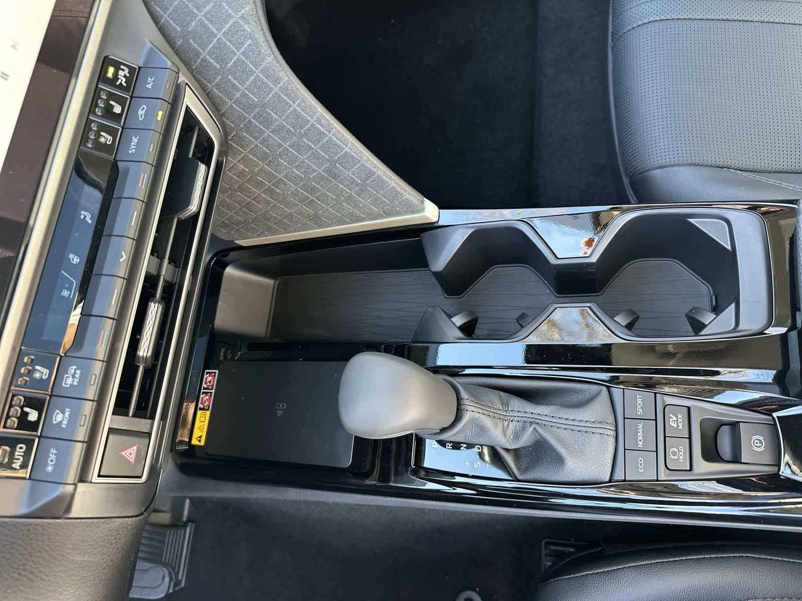 Thumbnail: 2026 Toyota Camry - 21