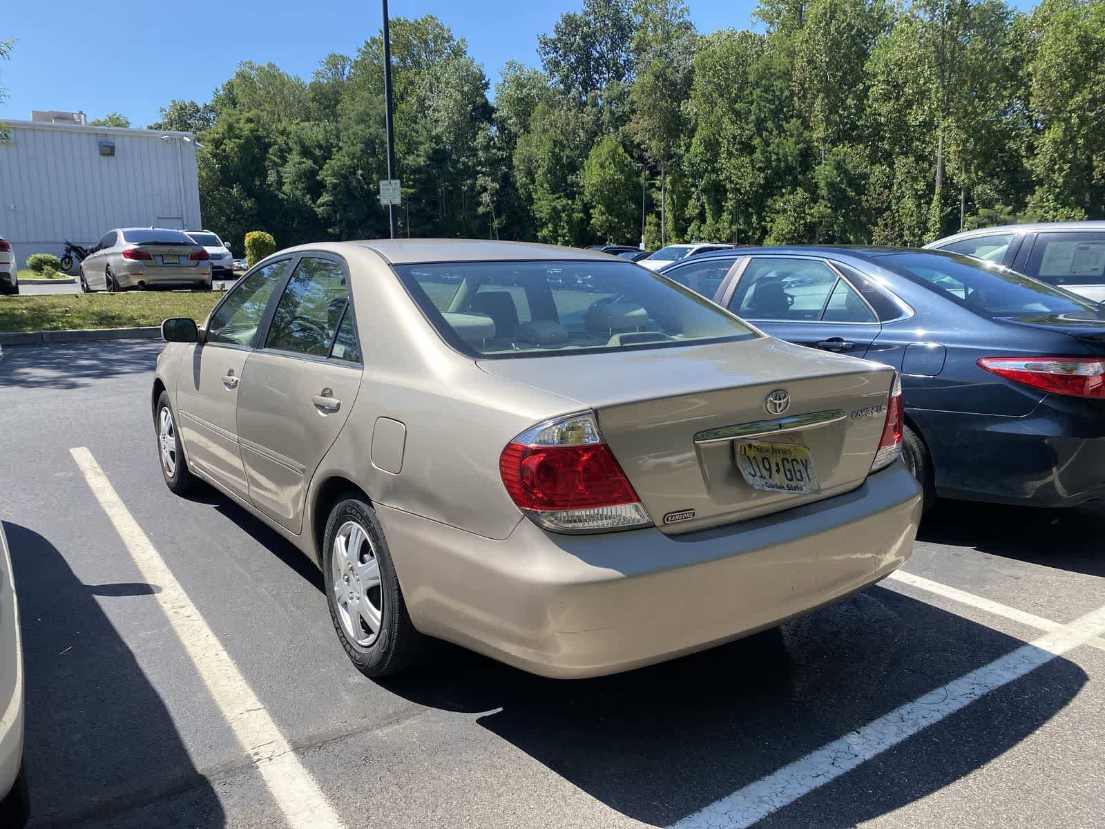 Thumbnail: 2005 Toyota Camry - 8
