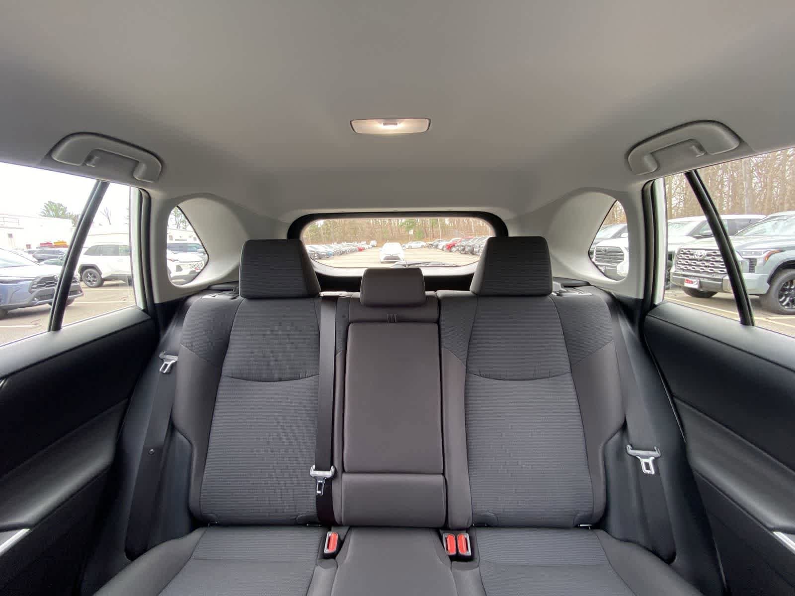 Thumbnail: 2025 Toyota RAV4 - 24