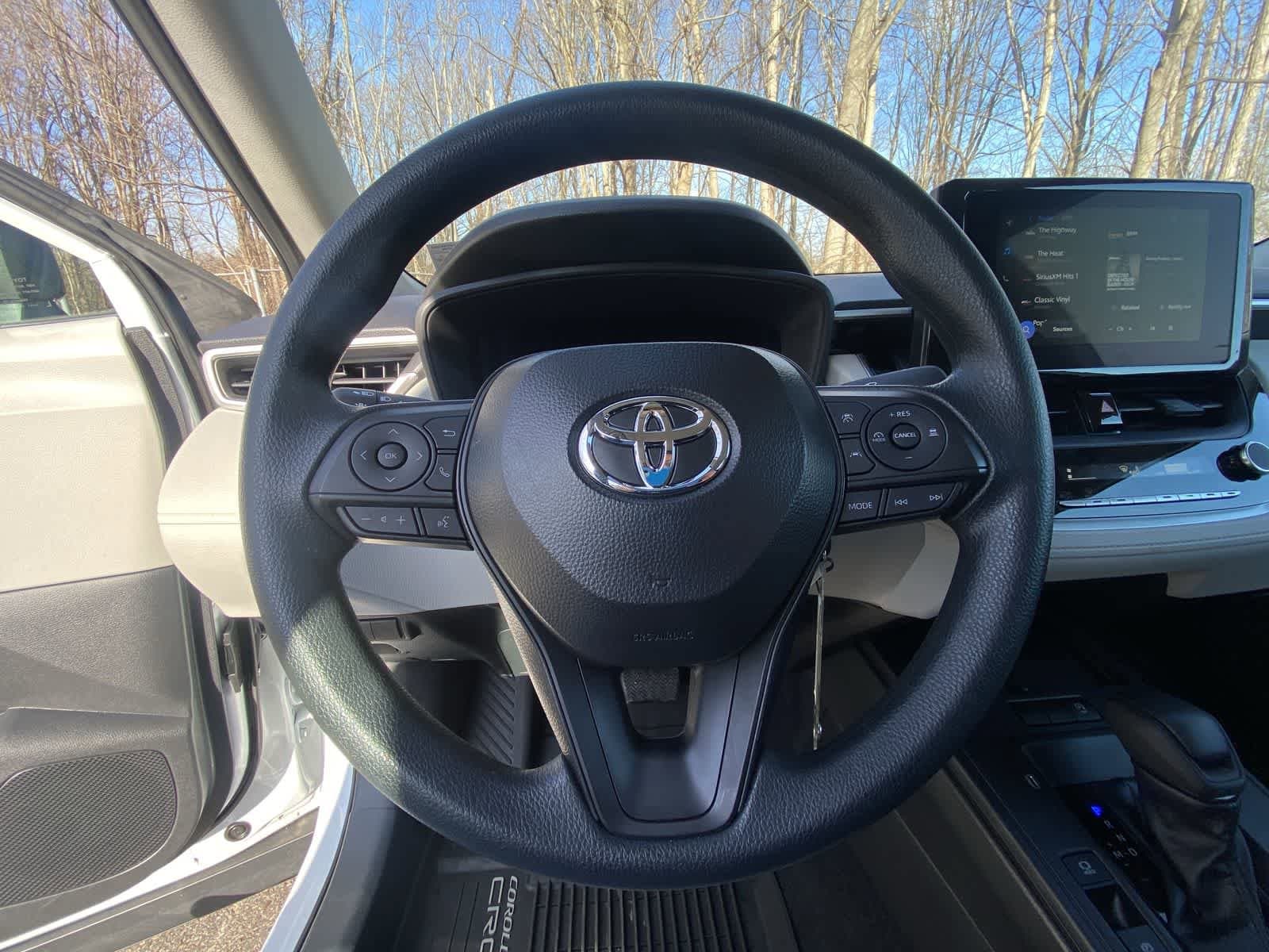 Thumbnail: 2026 Toyota Corolla Cross - 32