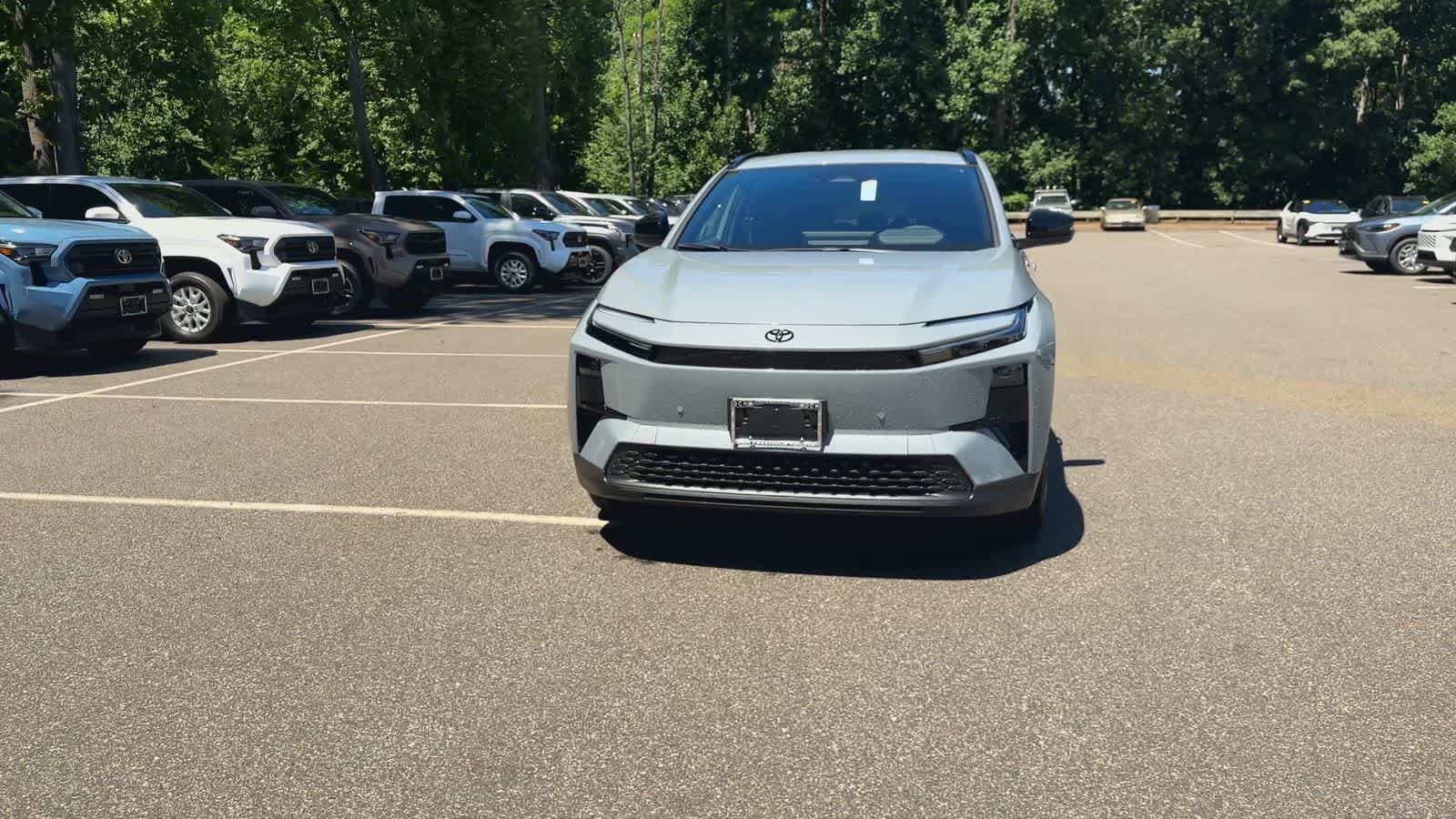 Thumbnail: 2026 Toyota C-HR - 3