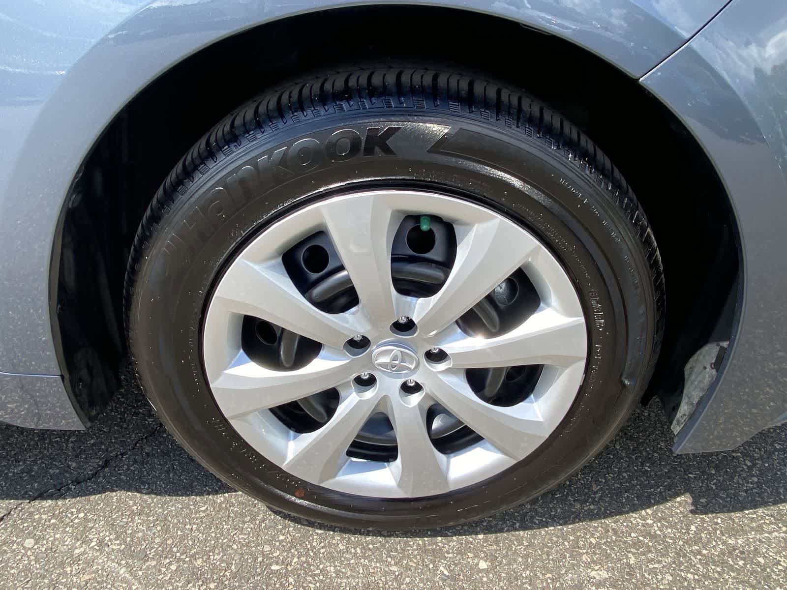 Thumbnail: 2025 Toyota Corolla - 16