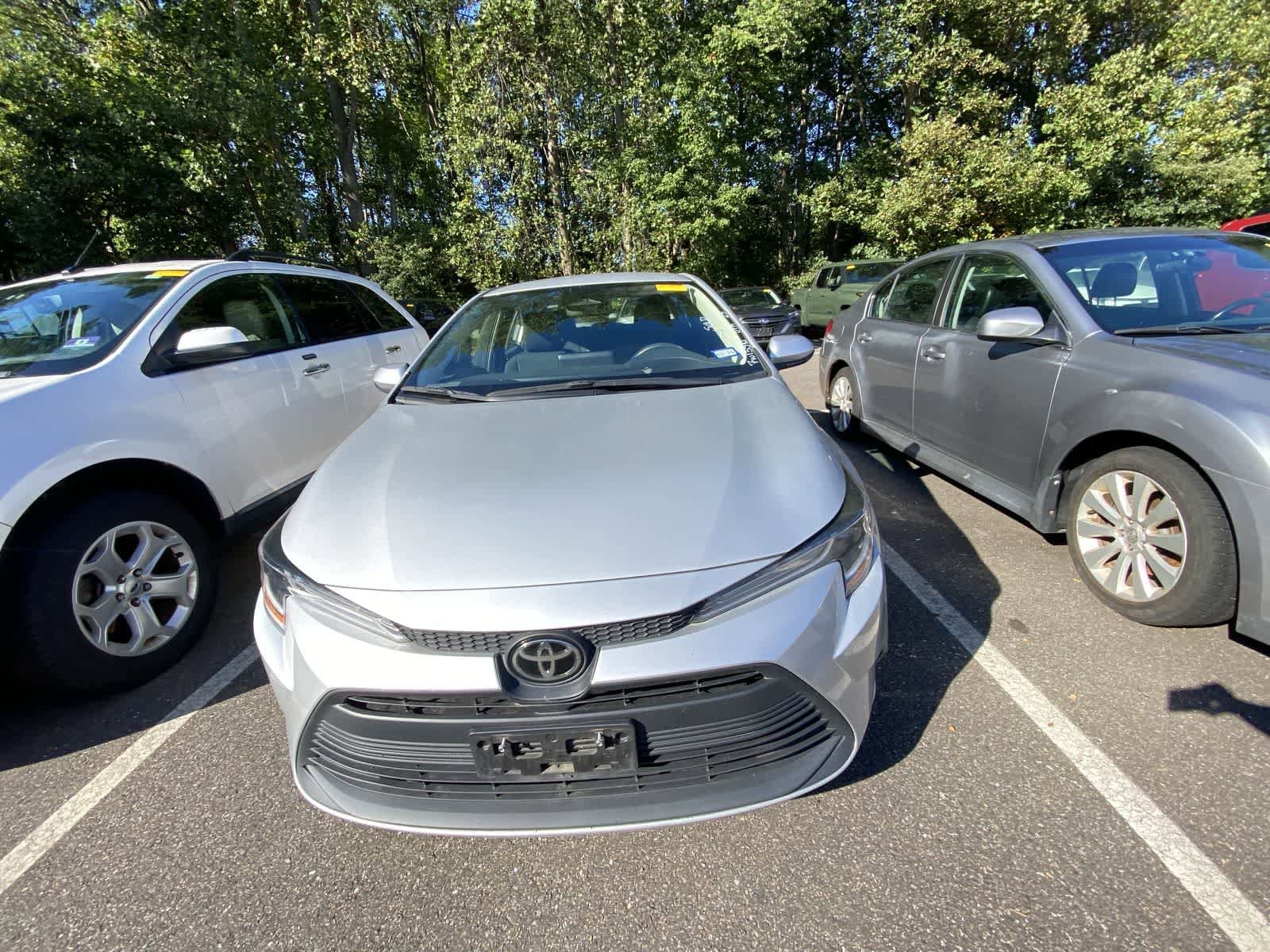 Used 2023 Toyota Corolla LE with VIN 5YFB4MDE7PP020742 for sale in Northfield, Minnesota