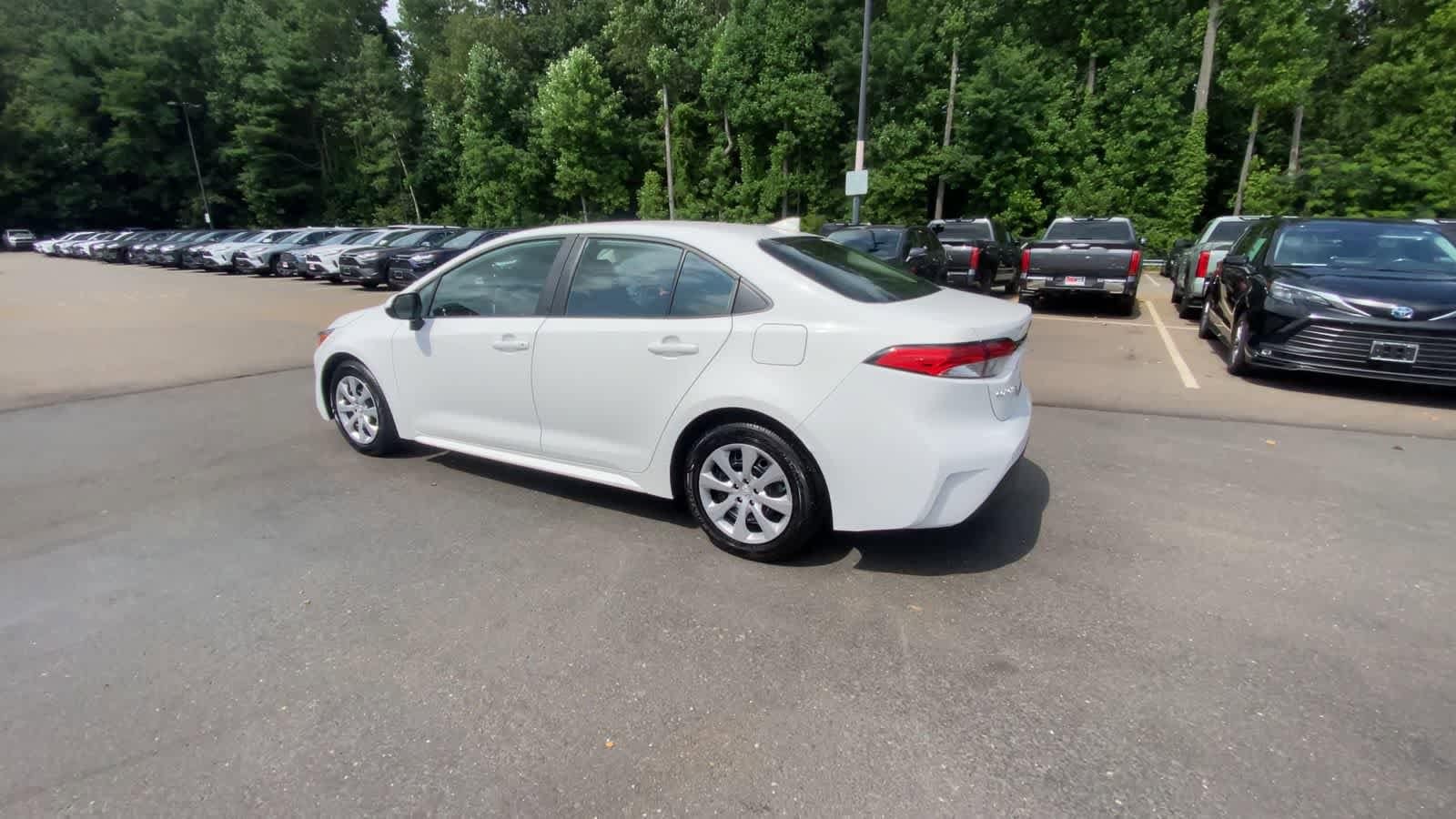 Thumbnail: 2024 Toyota Corolla - 6