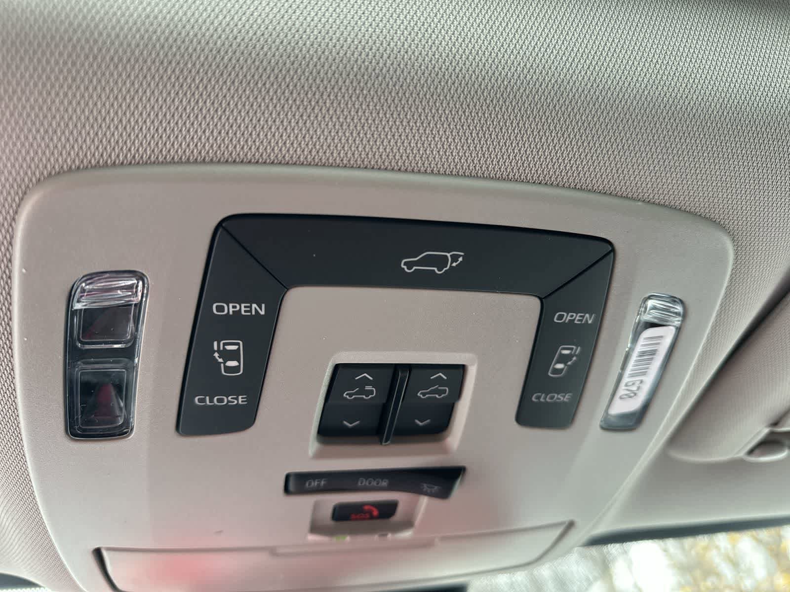 Thumbnail: 2026 Toyota Sienna - 29