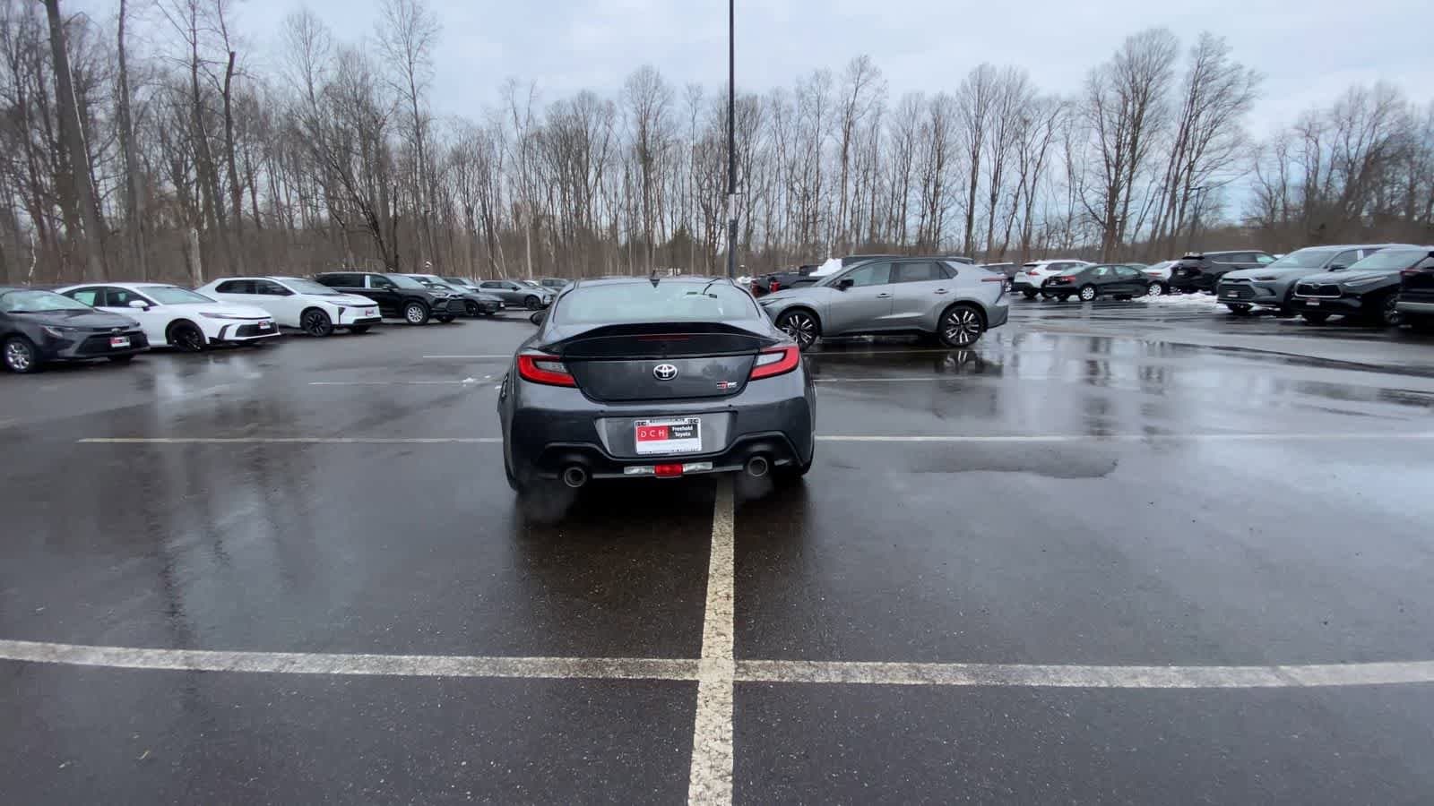 Thumbnail: 2023 Toyota GR86 - 10