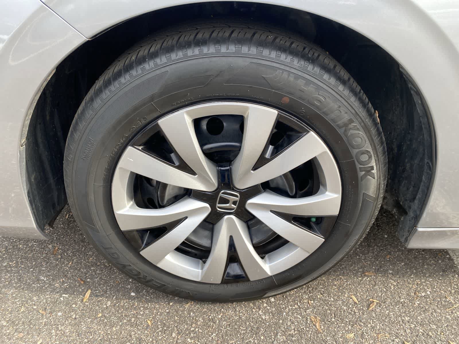 Thumbnail: 2023 Honda Civic - 18