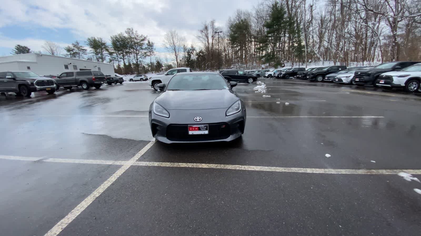 Thumbnail: 2023 Toyota GR86 - 6