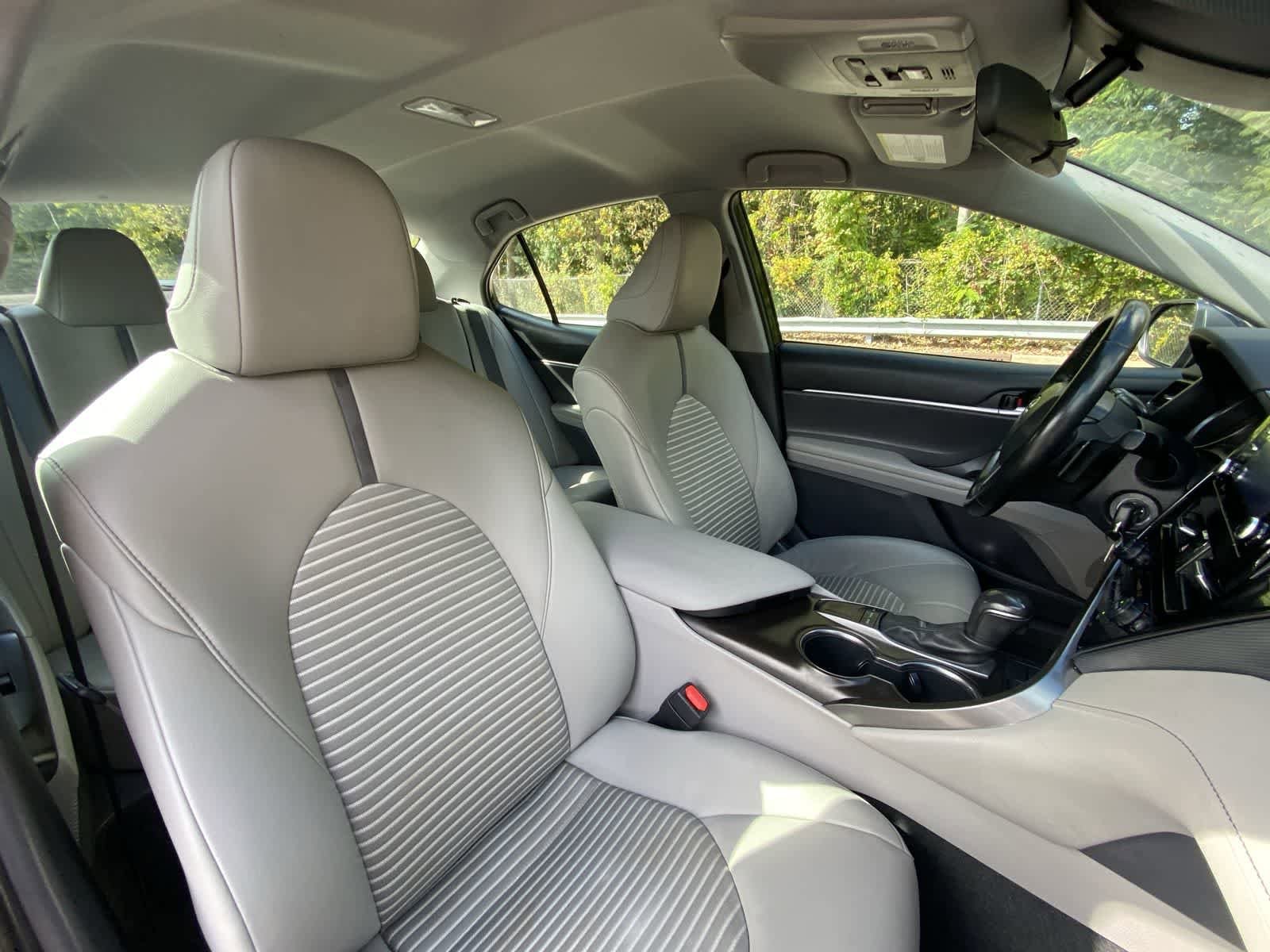 Thumbnail: 2023 Toyota Camry - 21