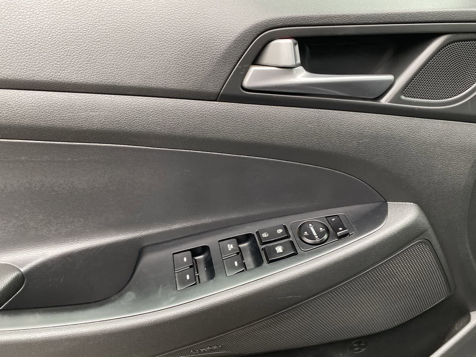 Thumbnail: 2017 Hyundai Tucson - 18