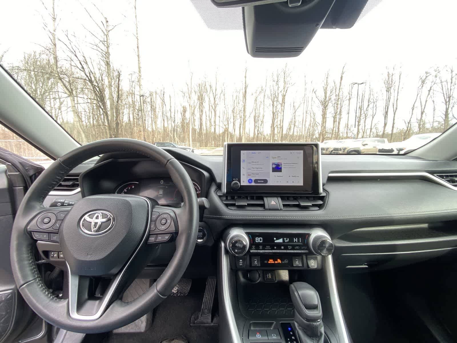 Thumbnail: 2024 Toyota RAV4 - 18