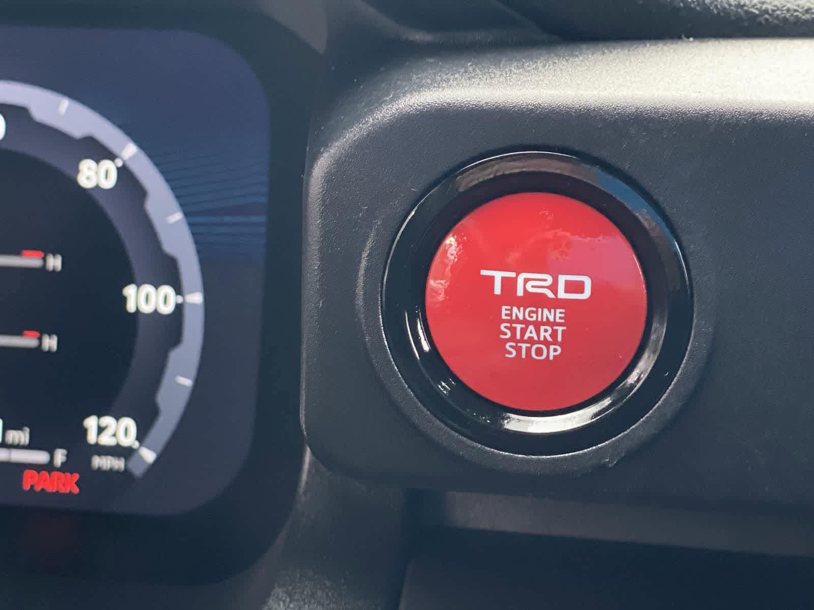 Thumbnail: 2025 Toyota 4Runner - 34