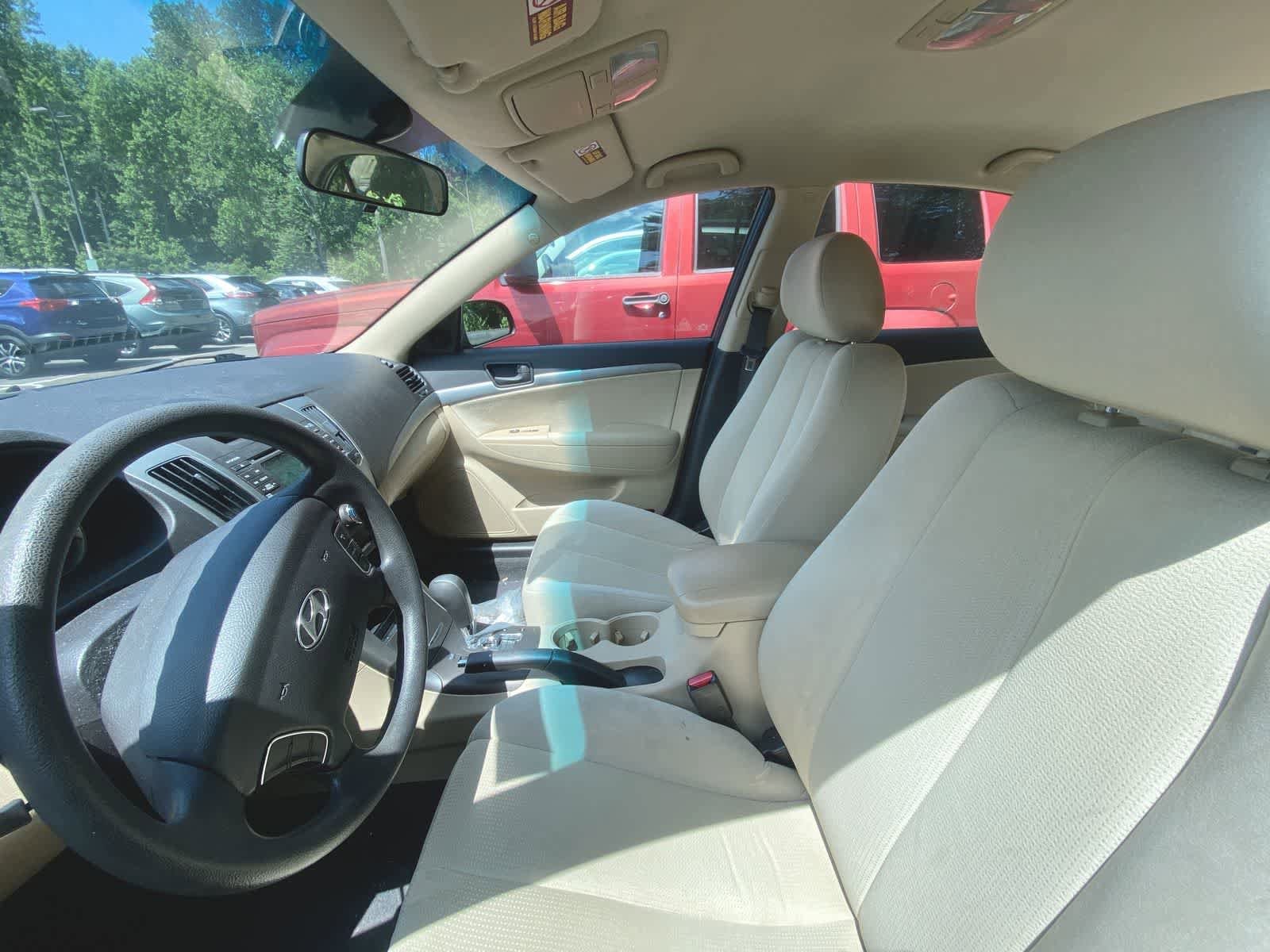 Thumbnail: 2009 Hyundai Sonata - 8