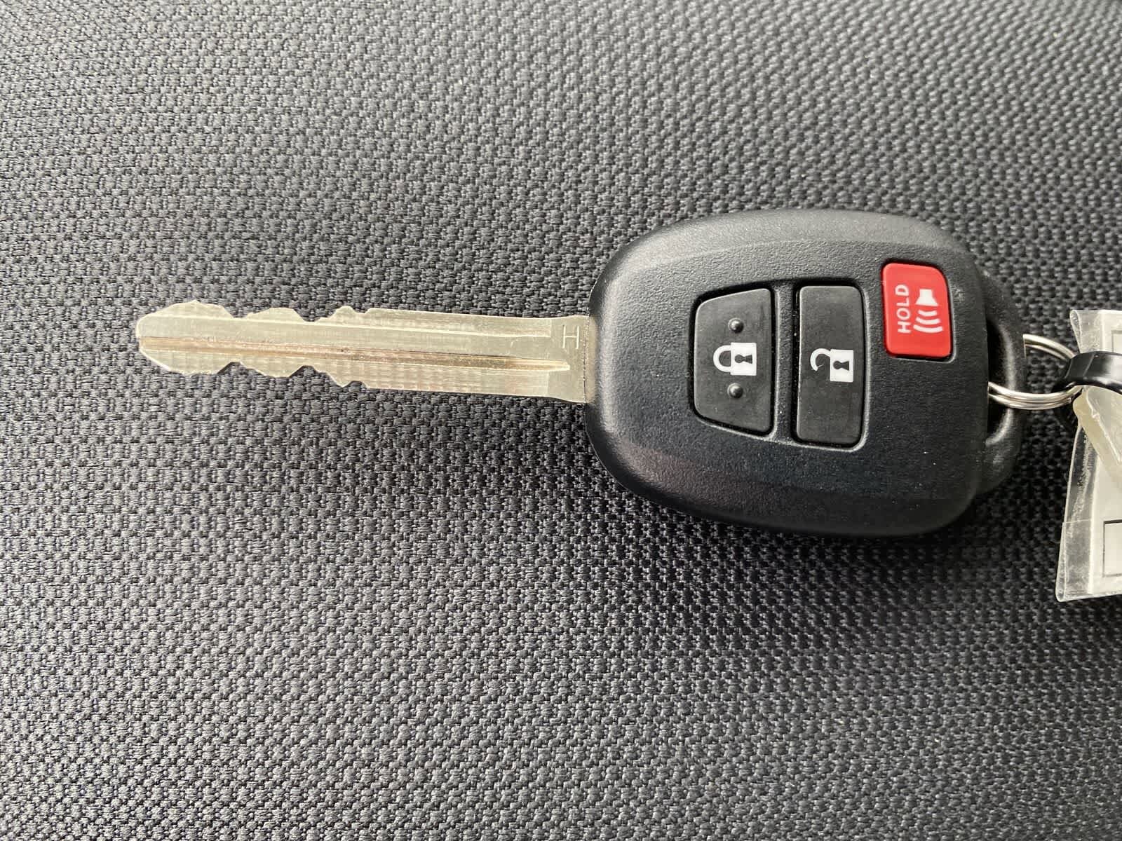 Thumbnail: 2026 Toyota Corolla Cross - 33