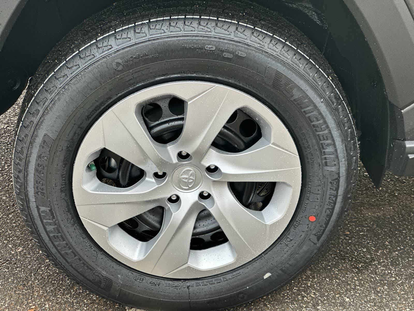 Thumbnail: 2025 Toyota RAV4 - 11