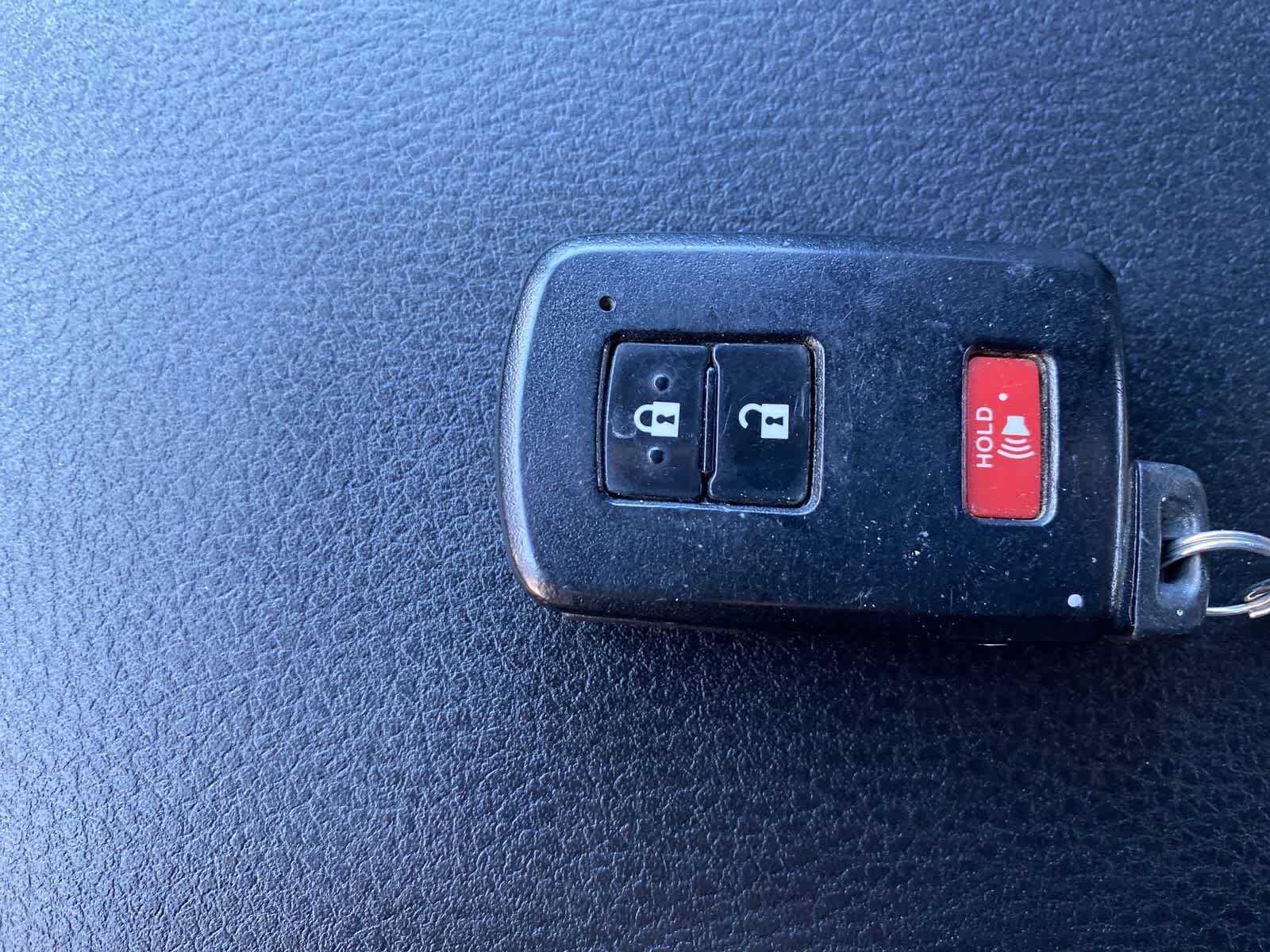 Thumbnail: 2021 Toyota Tacoma - 37