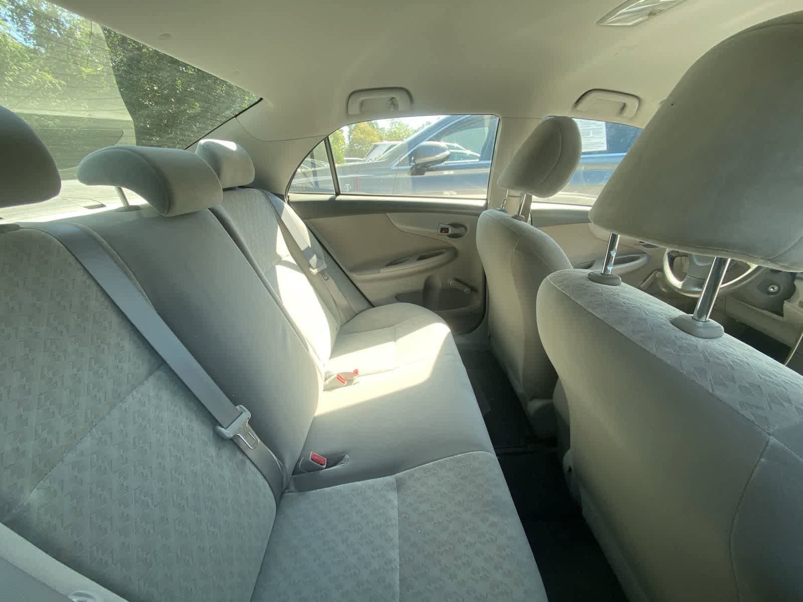 Thumbnail: 2009 Toyota Corolla - 6