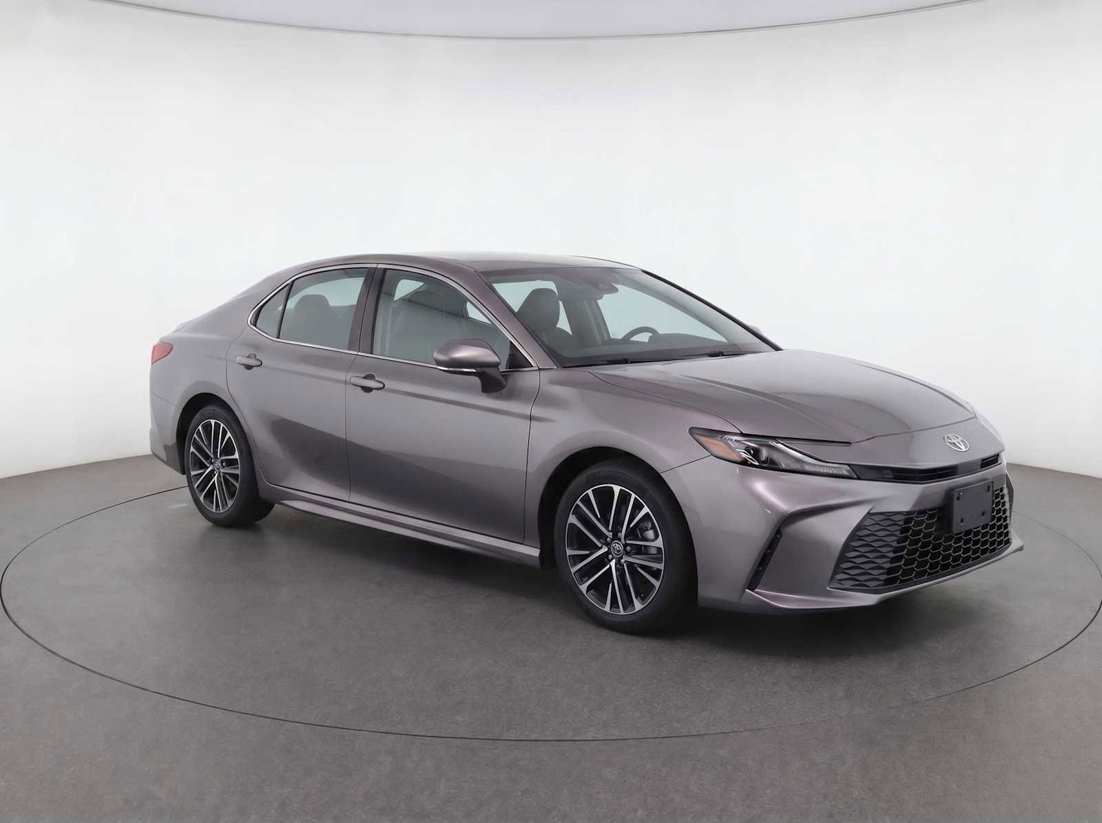 Thumbnail: 2026 Toyota Camry - 3