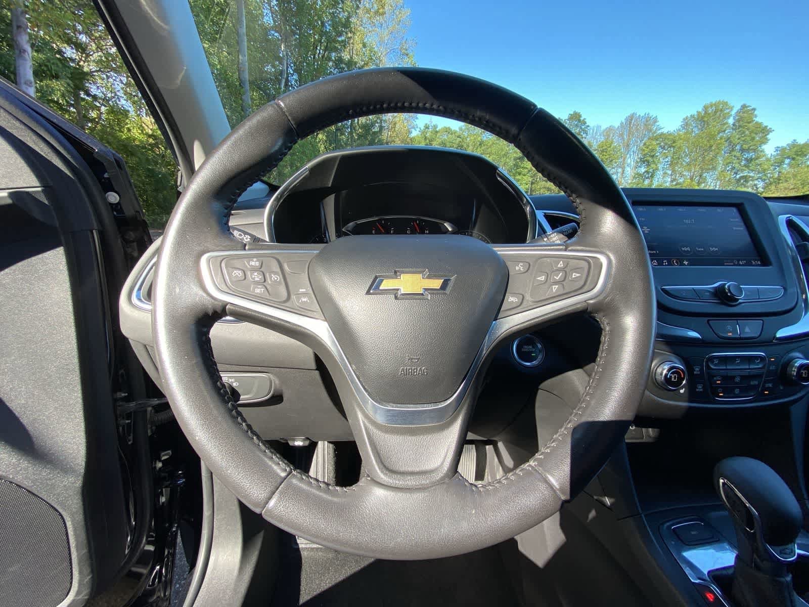 Thumbnail: 2022 Chevrolet Equinox - 25