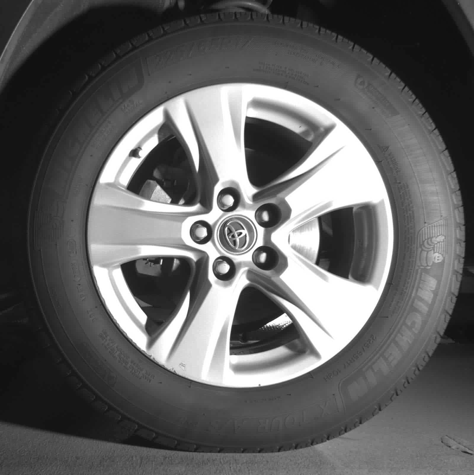 Thumbnail: 2020 Toyota RAV4 - 34